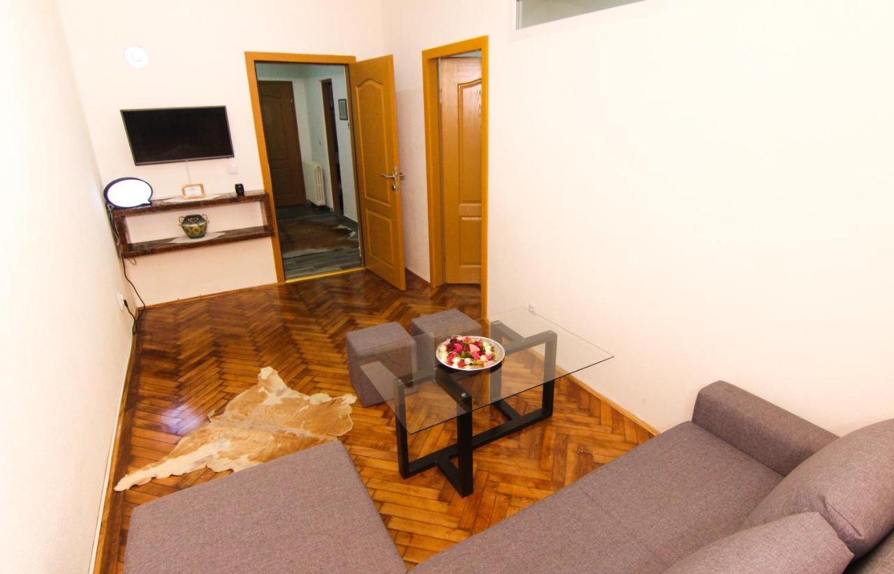 Kolodvorska Apartment